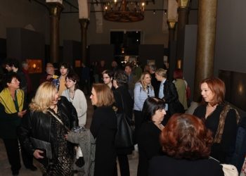 Πλήθος κόσμου για το “Πέρασμα στο φως”