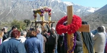 Εκδρομή για τον επιτάφιο στο Οροπέδιο Λιμνάκαρου