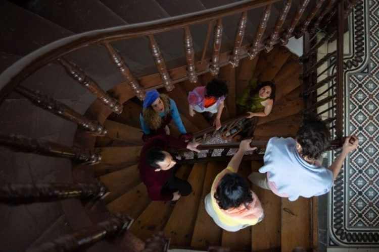 “Όλοι παίζουν. Βγαίνει η Νόρα” στο Πολιτιστικό